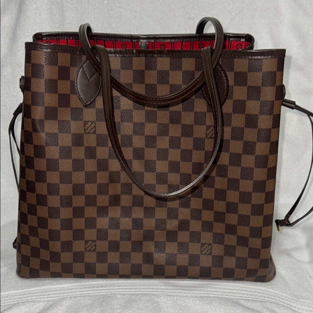 Louis Vuitton Brown Neverfull Tote with Signature Checkered Design